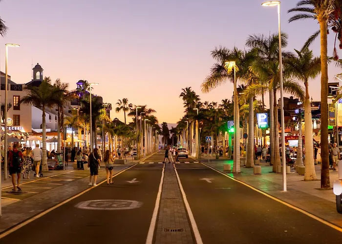 Apartment Ponderosa With Pool & View, 124 Costa Adeje (Tenerife)